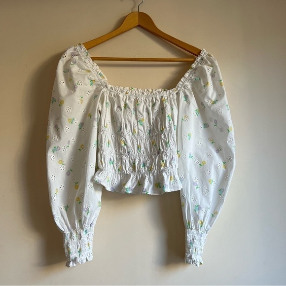 For Love and Lemons Azalea Crop Top in White Floral - Picture 4 of 12